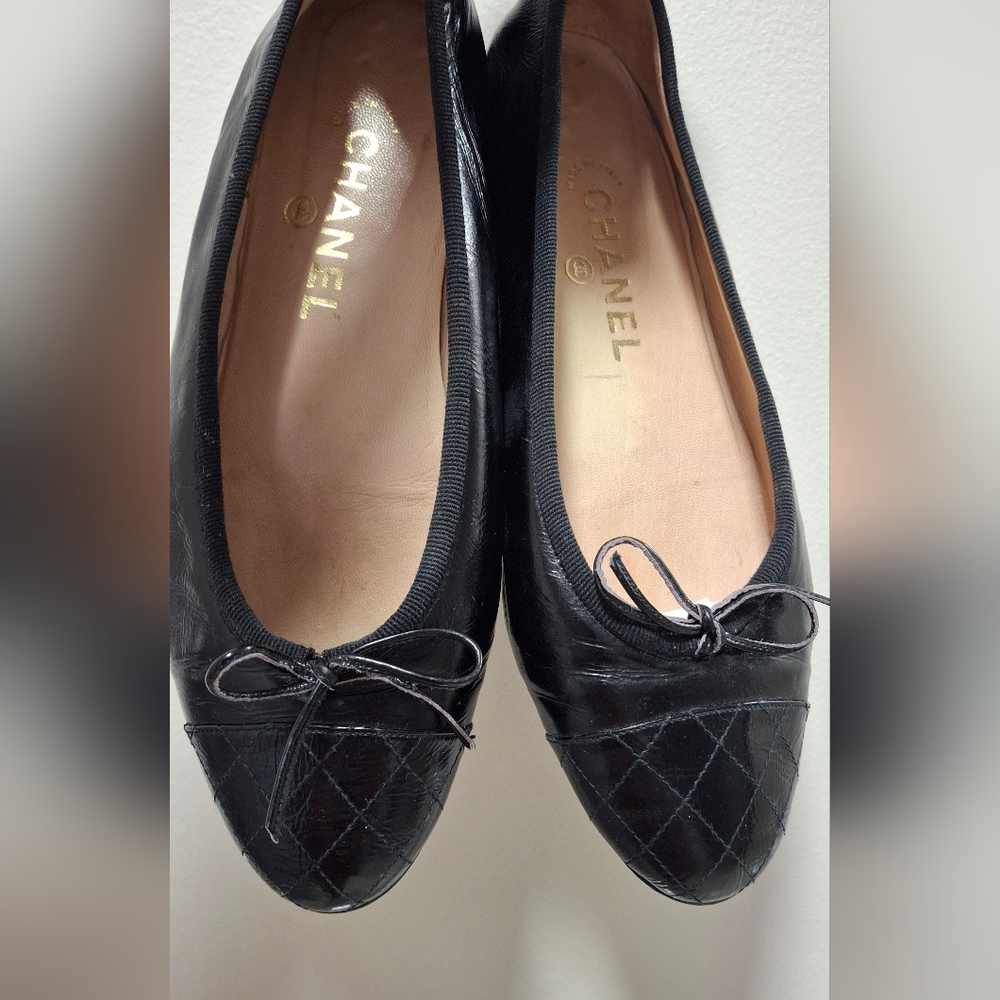 Chanel Black Ballet Flats - Picture 2 of 8